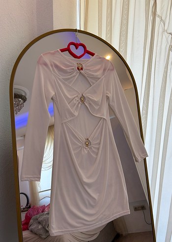 Beyaz Mini Taş Dekolte Detaylı Elbise - Görsel 4