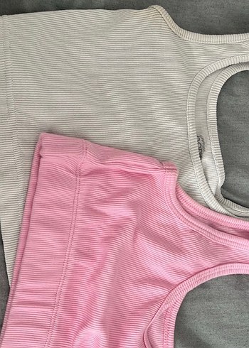 Trendyol & Milla Pembe beyaz crop