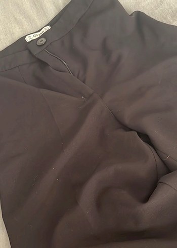 Düğmeli Siyah Midi Kumaş Kadın Pantolon