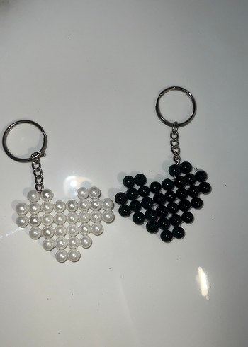 Accessorize Boncuklu Gotik Kalp Anahtarlık