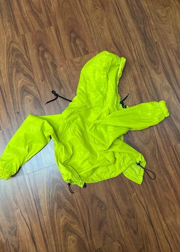 Bershka Bershka Kapüşonlu Fermuarlı Kadın Yağmurluk