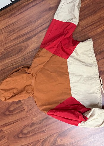 Bershka Bershka Kadın Kapüşonlu Yağmurluk