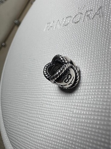 Pandora 18 charm