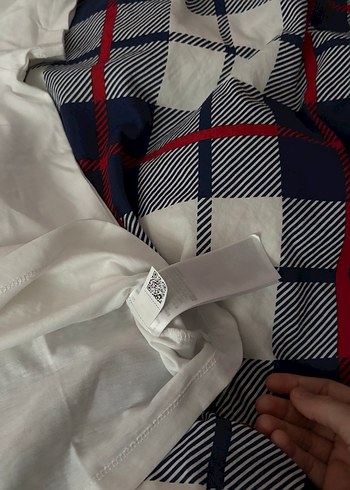 Calvin Klein Kadın Beyaz Kısa Kollu Tişört - Görsel 4