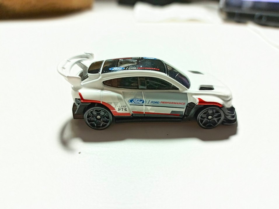 Ford Mustang Mach-E 1400 -2021- Koleksiyonluk - Görsel 2