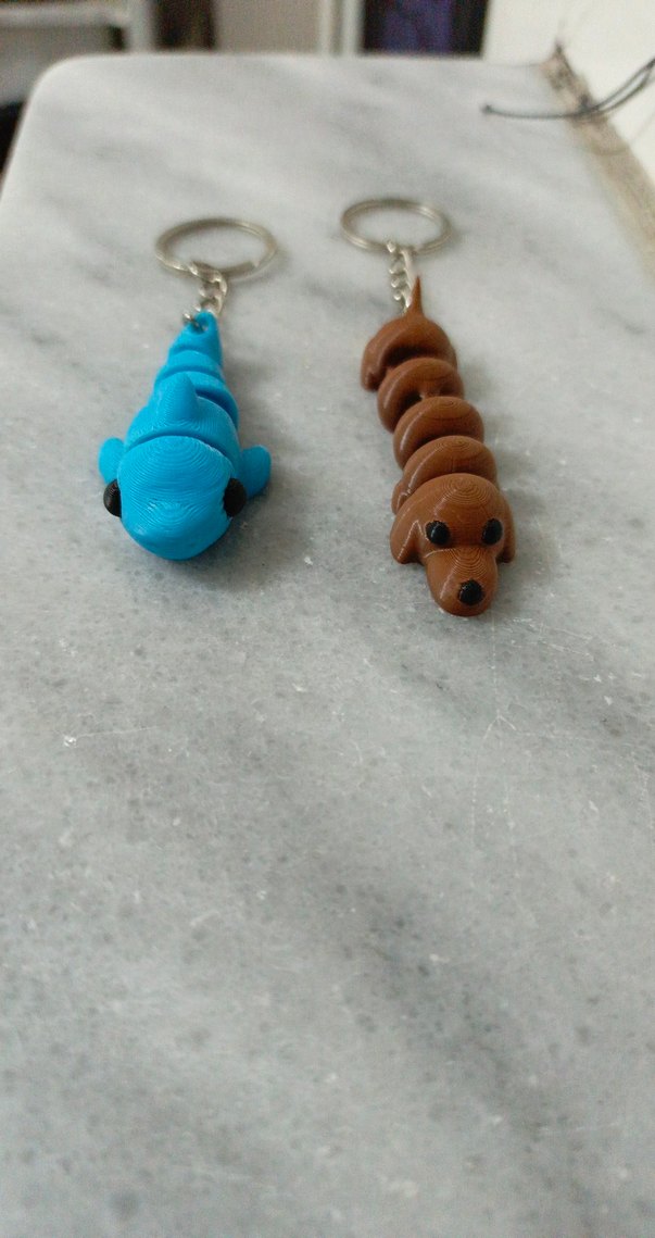 Köpek balığı ve sosis köpekli 3d baskı anahtarlık - Görsel 3