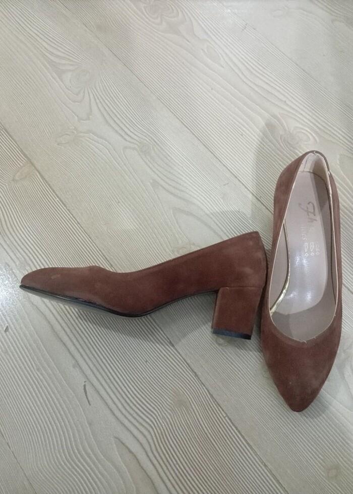 KADİFEDE KISA TOPUKLU  - Görsel 2