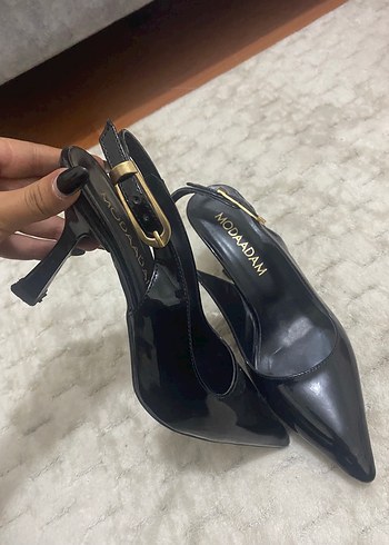 Zara Sikligin Simgesi Siyah Slingback Topuklu Ayakkabi