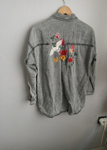 Gri Kadın Denim Gömlek Düğmeli Rahat Kesim - Görsel 2