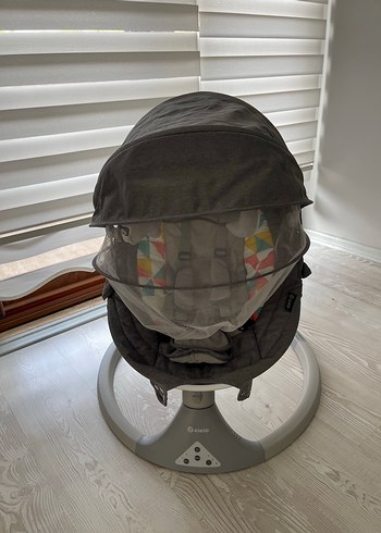 Diğer Gri Bebek Oto Koltuğu