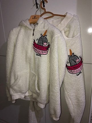 Unicorn Peluş Pijama Takımı