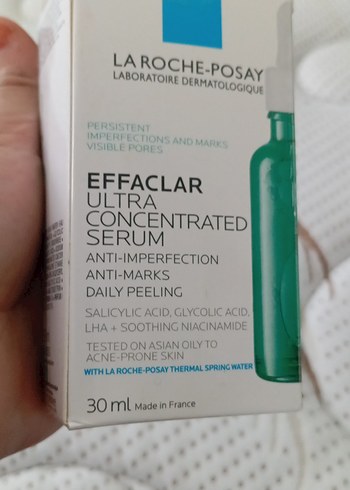 Beden La Roche-Posay Effaclar Ultra Konsantre Serum 30ml