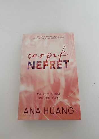 Ana Huang - Çarpık Serisi 4 Kitap Seti - Görsel 6