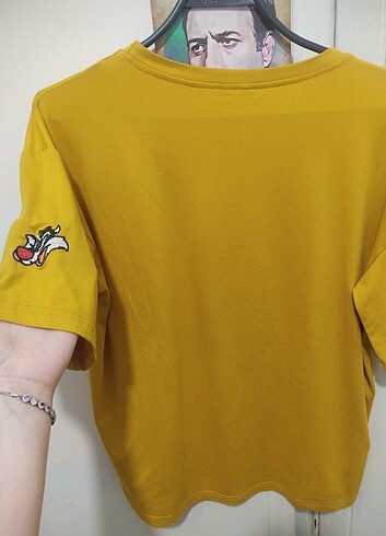 l Beden sarı Renk Çizgi film karakterli tişört L beden hardal renginde