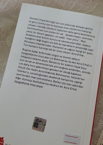 Küçük Dev Kadın Azra - Liz Behmoaras
