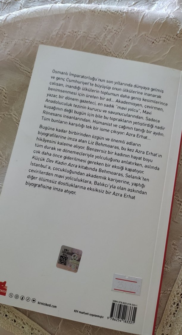 Küçük Dev Kadın Azra - Liz Behmoaras - Görsel 2