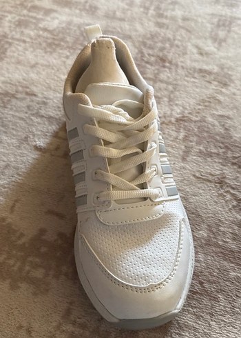 Beyaz Bağcıklı Kadın Spor Ayakkabı - Görsel 2