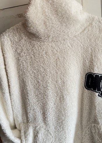 Beyaz Peluş Kadın Sweatshirt - Görsel 2