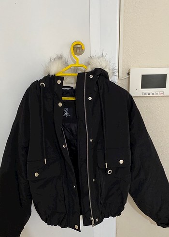 Loft Düğmeli Siyah Kapüşonlu Kadın Ceket