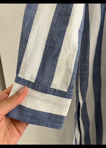 Uzun Kollu Mavi Çizgili Kadın Gömlek - Görsel 2