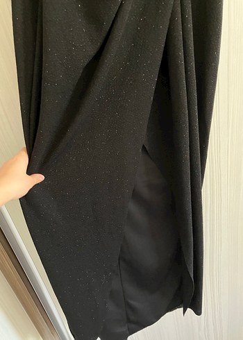 Siyah Drapeli Uzun V Yaka Kadın Elbise - Görsel 3