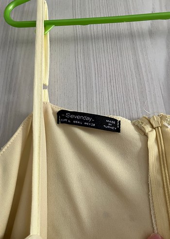 Sarı Nakışlı Mini Straplez Elbise - Görsel 3