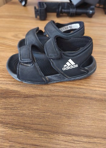 Adidas Siyah Erkek Çocuk Cırtlı Terlik