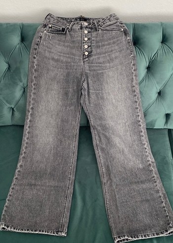 Düğmeli Gri Kadın Kot Pantolon, normal bel.