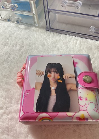 Momo lomo card