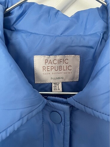 Pull and Bear PULL&BEAR YAGMURLUK/RUZGARLİK