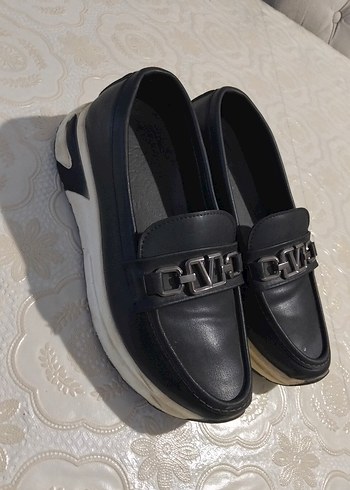 Siyah Tokalı Loafer Ayakkabı - Görsel 2