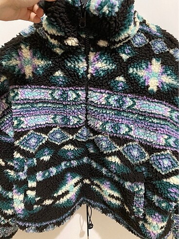 s Beden Pull and bear