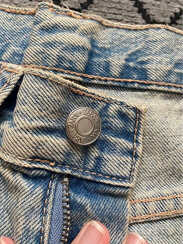 32 Beden mavi Renk Zara jean
