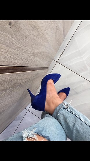Saks mavisi stiletto