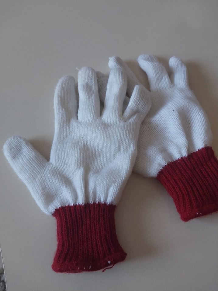 Beyaz Erkek Çocuk Triko Eldiven - Görsel 3