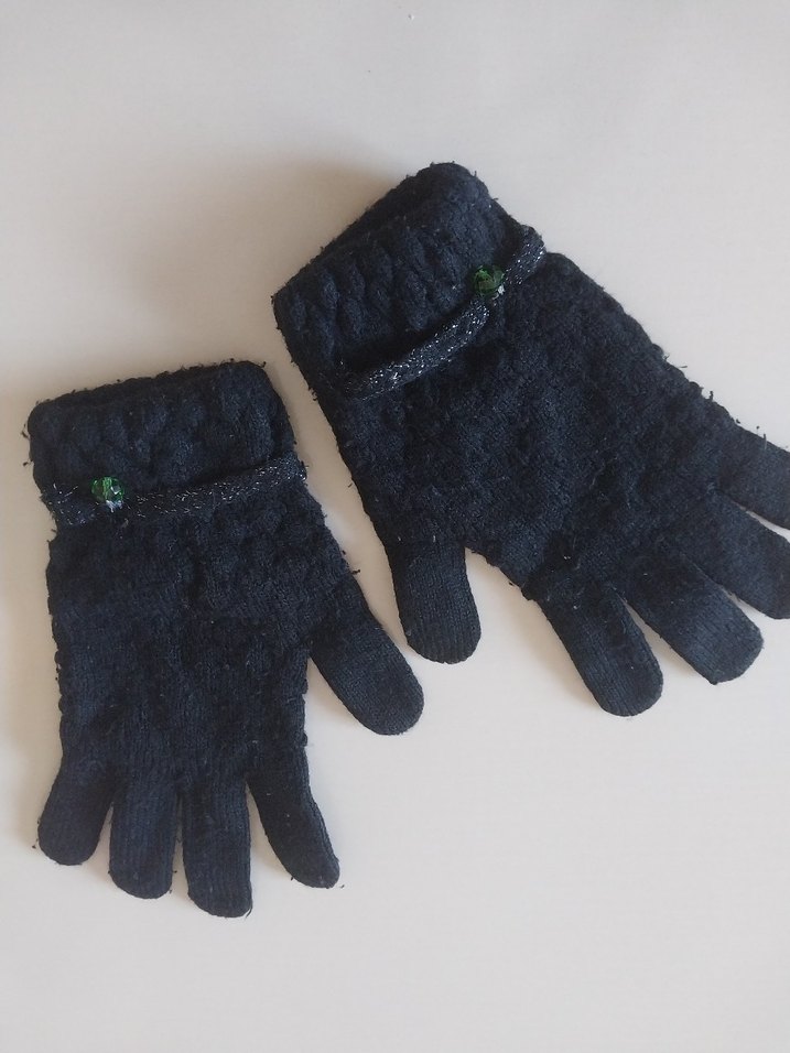 Siyah Örgü Kadın Eldivenleri - Görsel 2