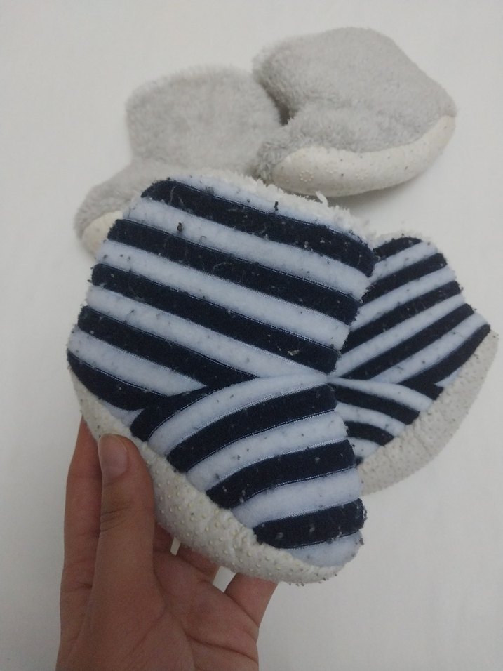 Gri Erkek Bebek Örgü Ev Botu - Görsel 3