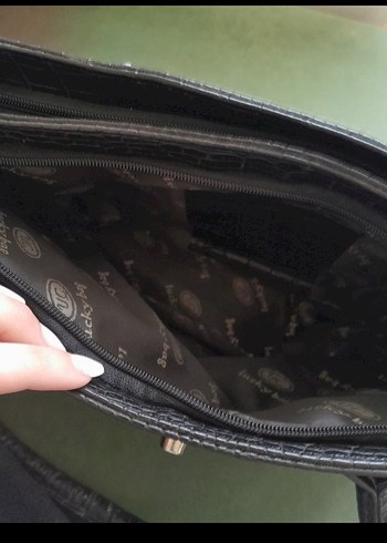 Klasik Siyah Deri  Desenli Kadın Çanta - Görsel 3