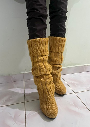 El Örgüsü Hardal Renk Topuklu Bot  Sıcak, Şık ve El Emeği - Görsel 5