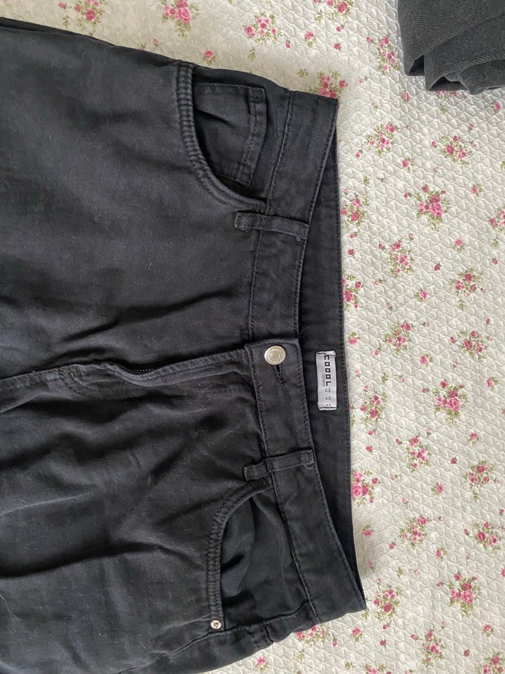 Siyah Rahat Kesim Midi Kot Pantolon - Görsel 2