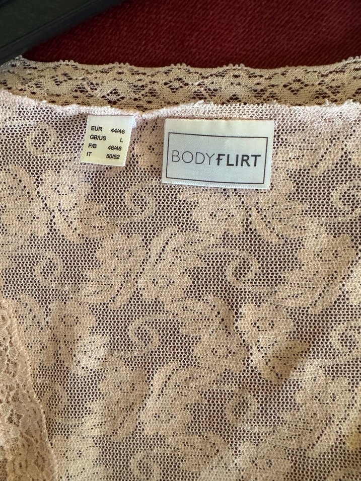 Dantel Detaylı Pembe Midi Hamile Elbisesi - Görsel 3