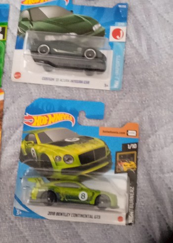 Beden Gri Hot Wheels ve Matchbox Oyuncak Arabalar
