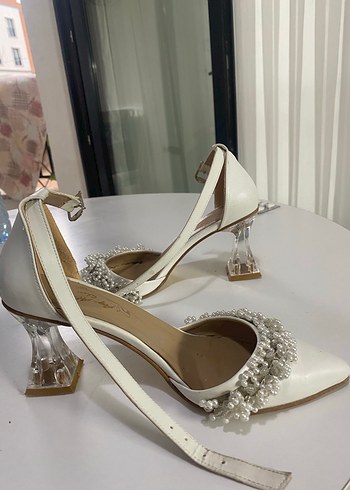 İnci İşlemeli Beyaz Stiletto Gelin Ayakkabısı - Görsel 5