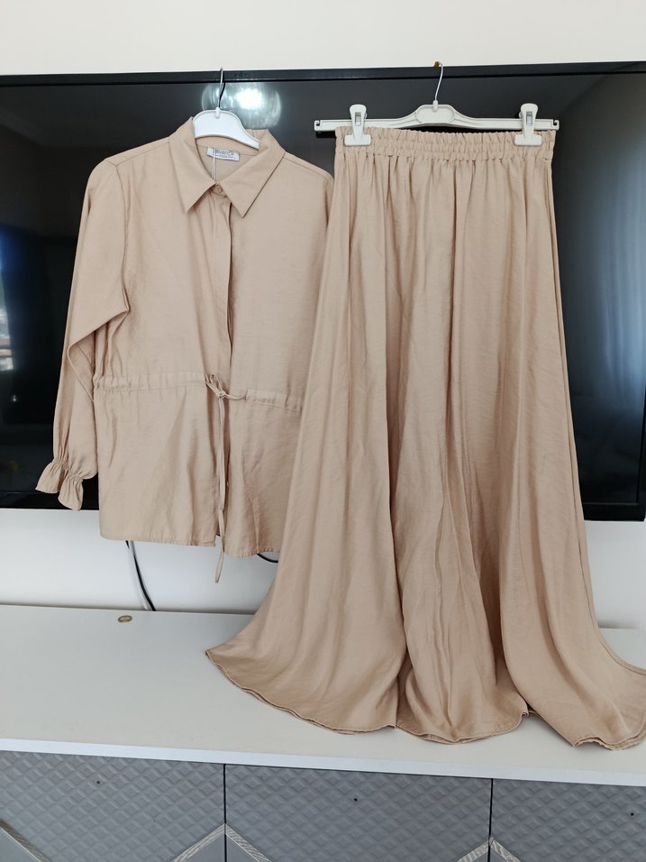 Bej Uzun Kollu Keten Kadın Takım - Görsel 4