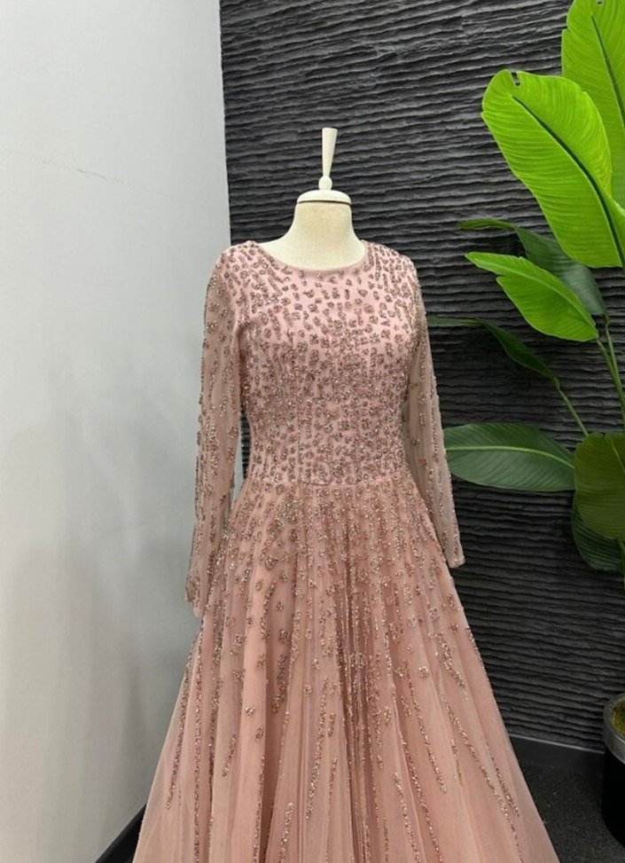 Uzun Kollu İşlemeli Pembe Abiye Elbise - Görsel 2