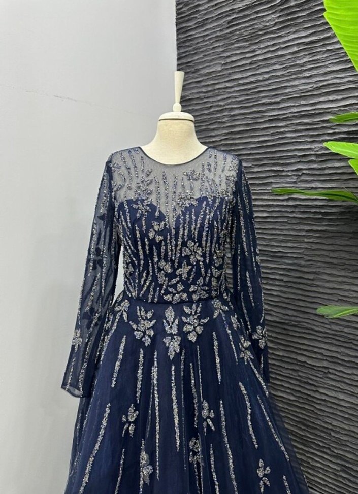 Boncuk İşlemeli Lacivert Uzun Kadın Abiye - Görsel 3