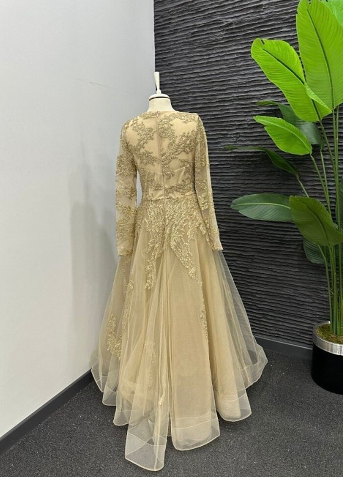 Altın İşlemeli Uzun Kollu Kadın Abiye - Görsel 3