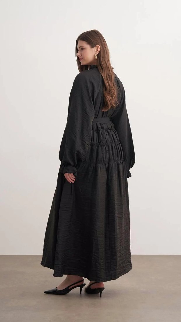 Siyah Fırfırlı Uzun Keten Elbise - Görsel 4
