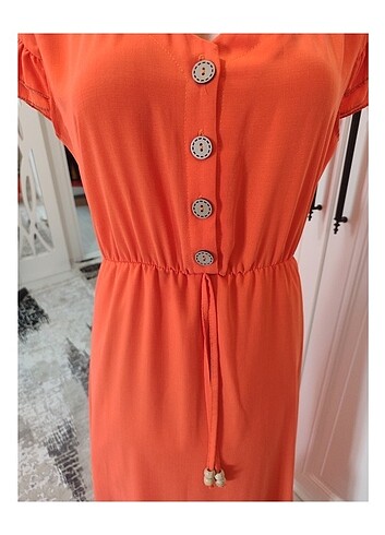 s Beden turuncu Renk Turuncu fırfırlı elbise 