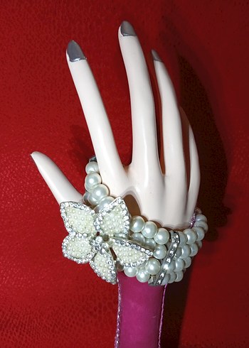 Çiçek Detaylı İncili Kadın Taşlı Bileklik - Görsel 3